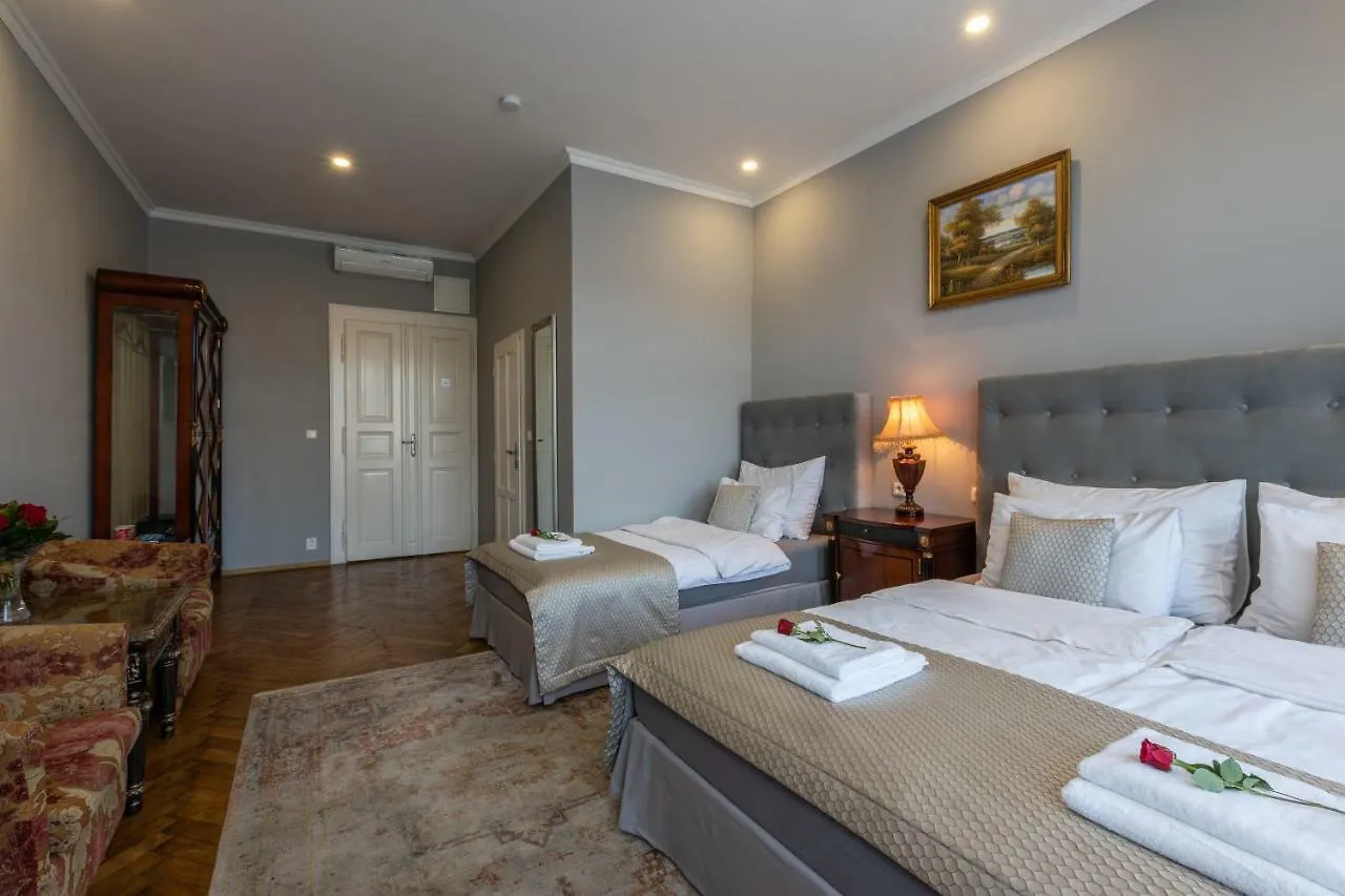 SlaBur Residence Praga Apartahotel